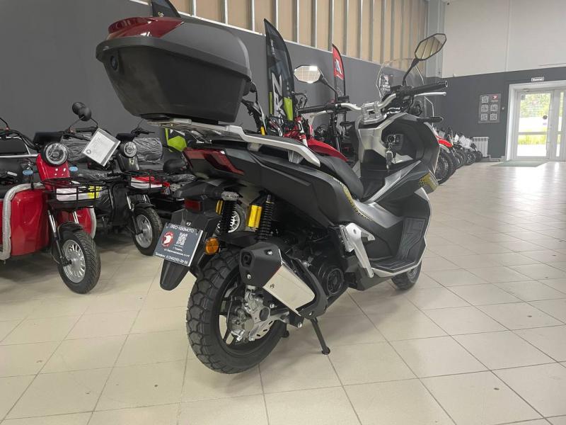 Скутер Tezza bizon 200(49,9сс)