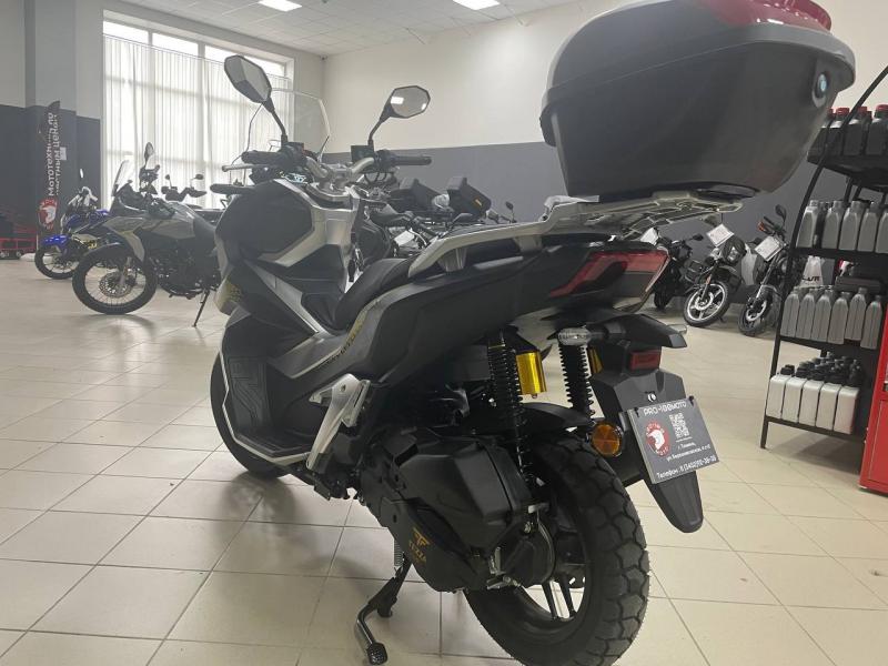 Скутер Tezza bizon 200(49,9сс)