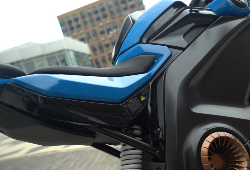 Мотоцикл SUPER SOCO Vmoto Stash 2024
